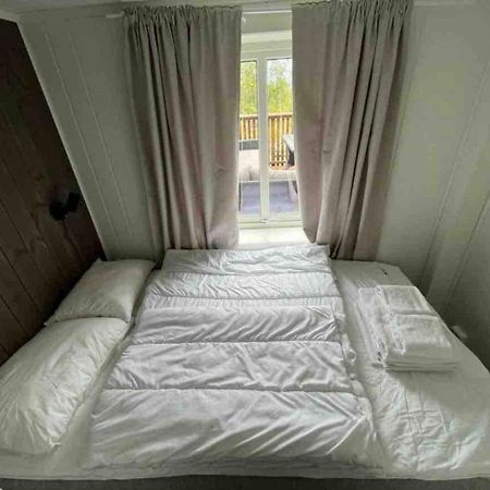 Kb Basement Apartment Sorvagen Ngoại thất bức ảnh