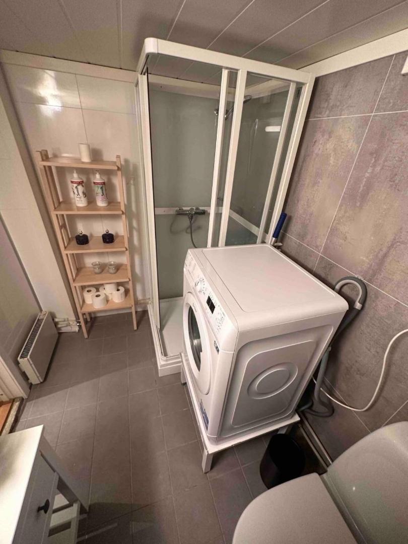 Kb Basement Apartment Sorvagen Ngoại thất bức ảnh